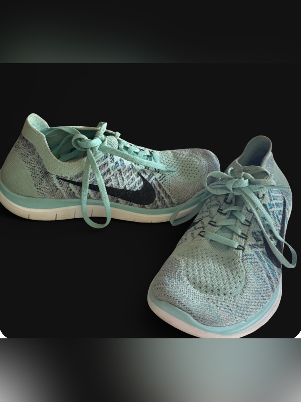Nike Women’s Free 4.0 Flyknit running Shoes